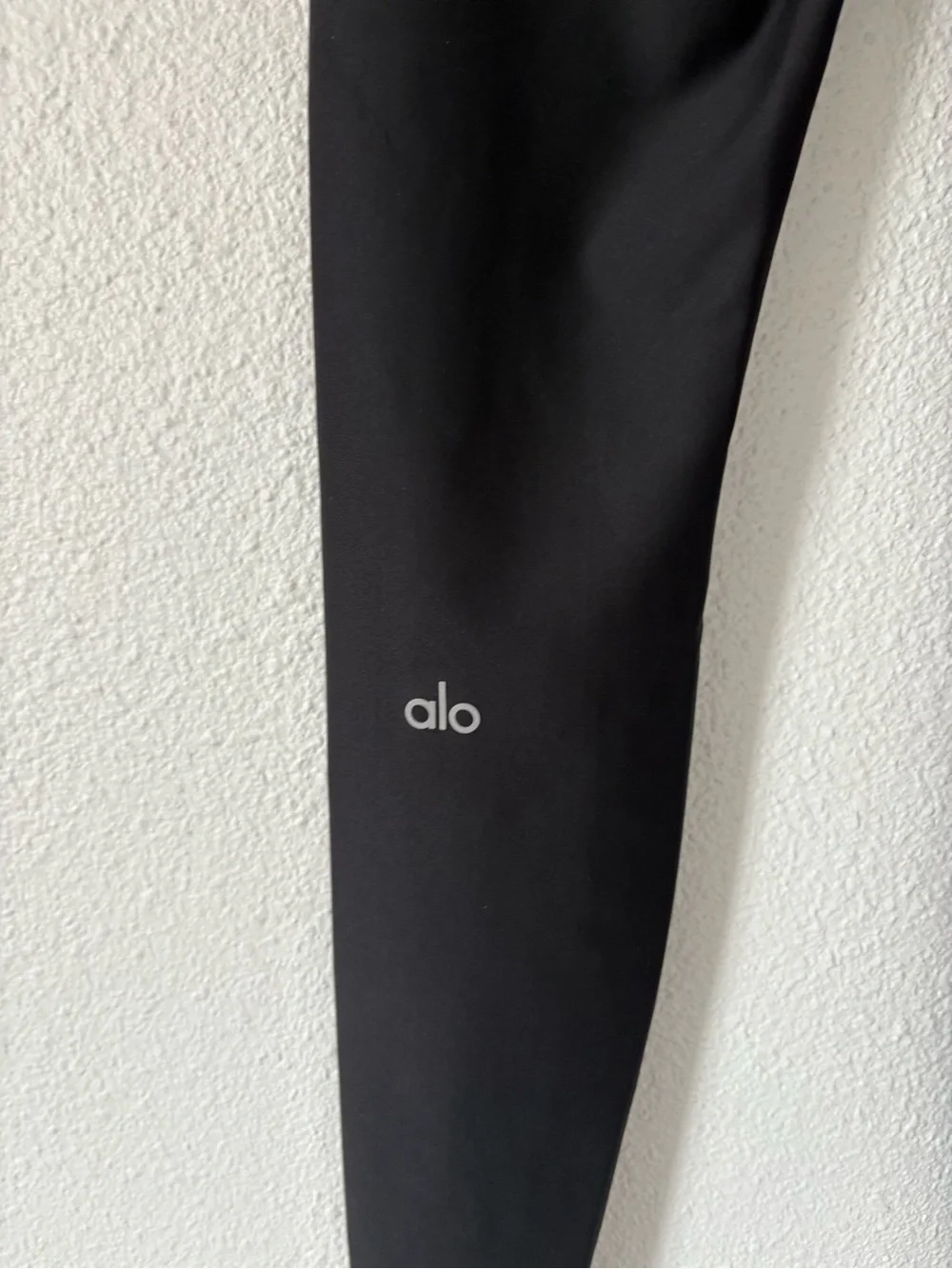 Alo yoga High-Waist Airlift Legging in black sz XXsmall